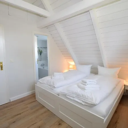 Broenswai 5a Feriehus